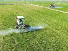 油酸甲酯适用于适应于农药三大系列：除草剂、杀虫剂、杀菌剂